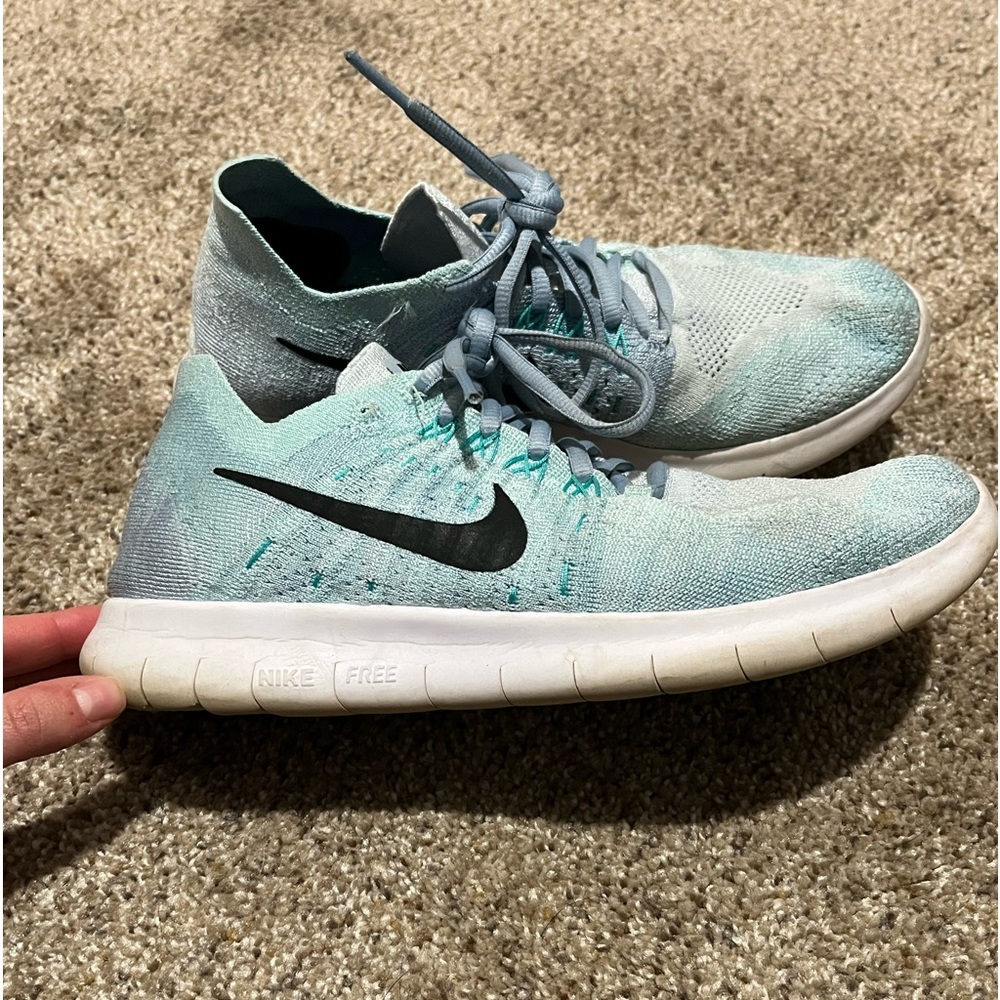 Women’s Free RN Flyknit Nike Sneaker